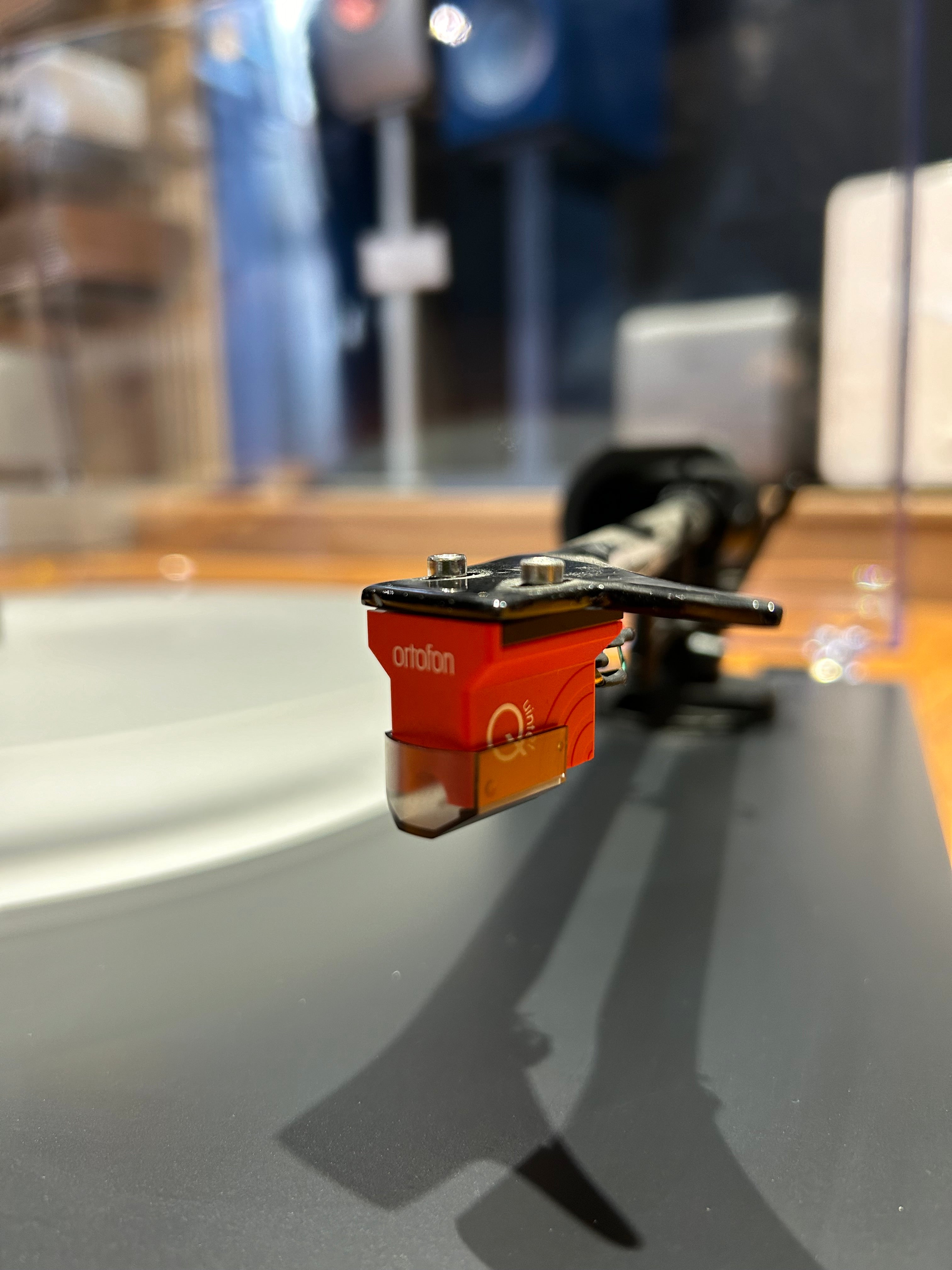 ProJect X1 Turntable - Satin Black - Open Box