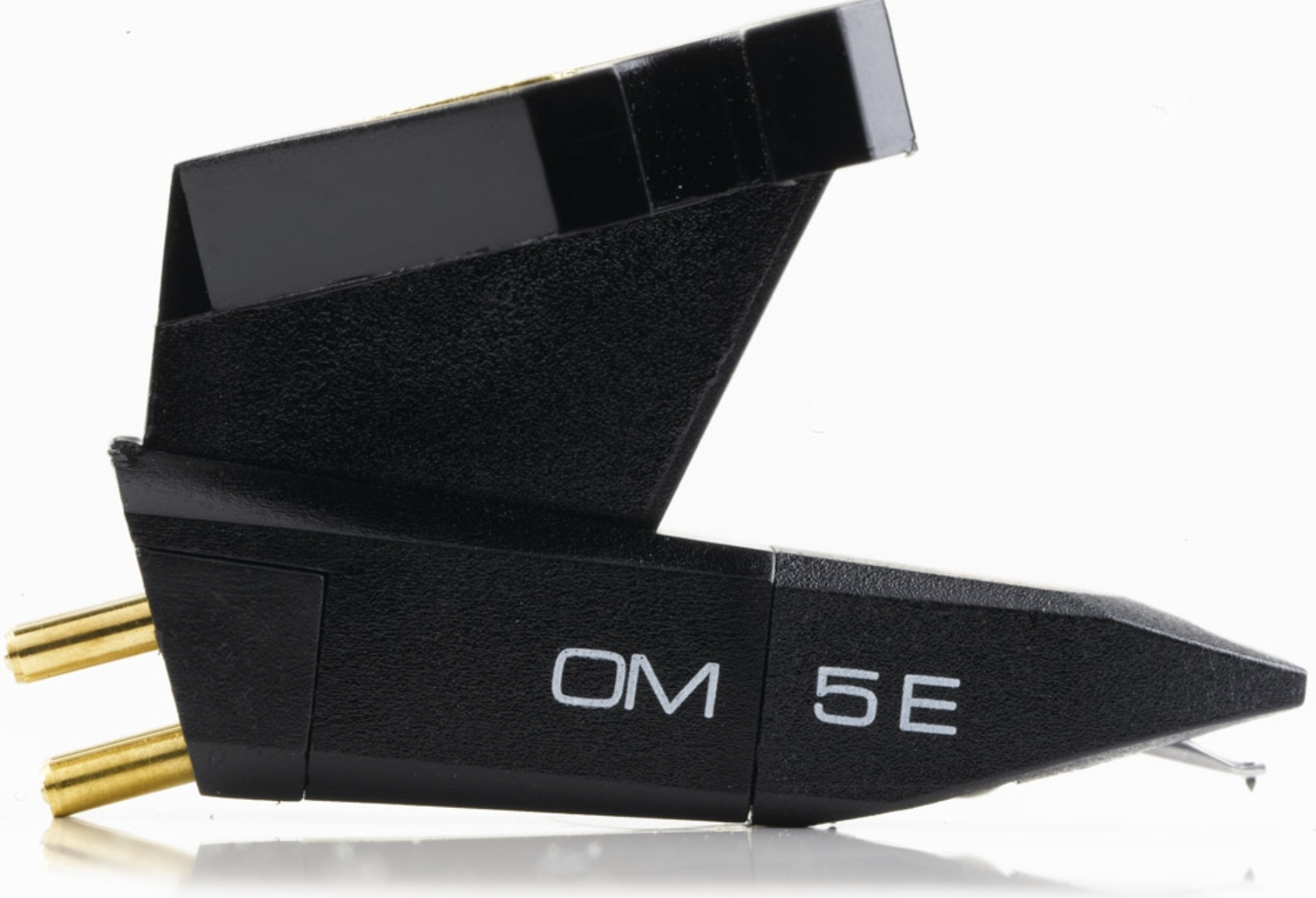 Ortofon Hi-Fi OM 5 E Moving Magnet Cartridge. Right side image