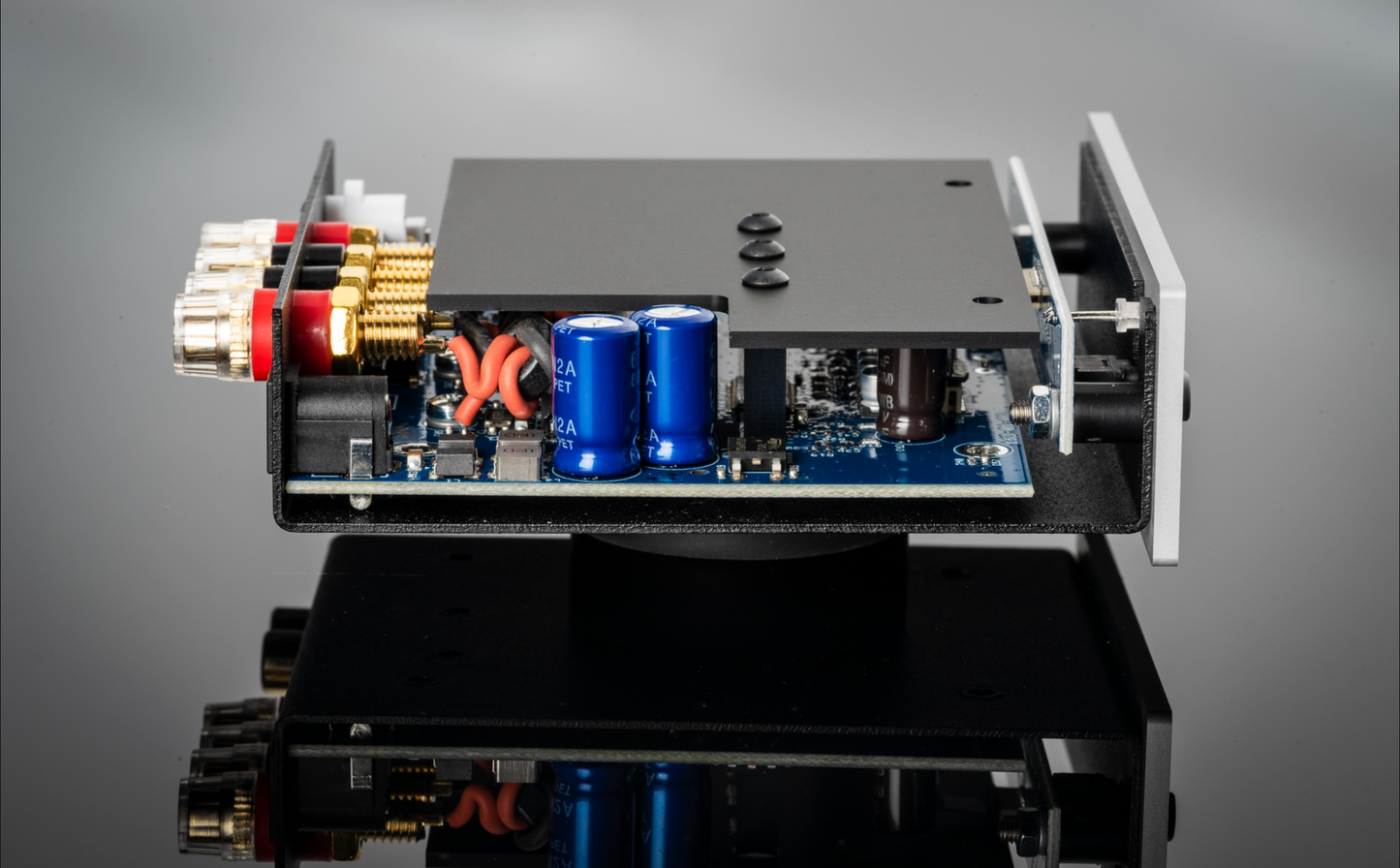 ProJect Amp Box S3 Power Amplifier, in silver internal components of unit