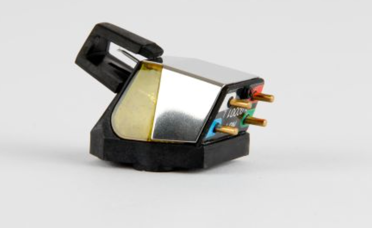 Rega Nd7 Neodymium MM Cartridge, angled