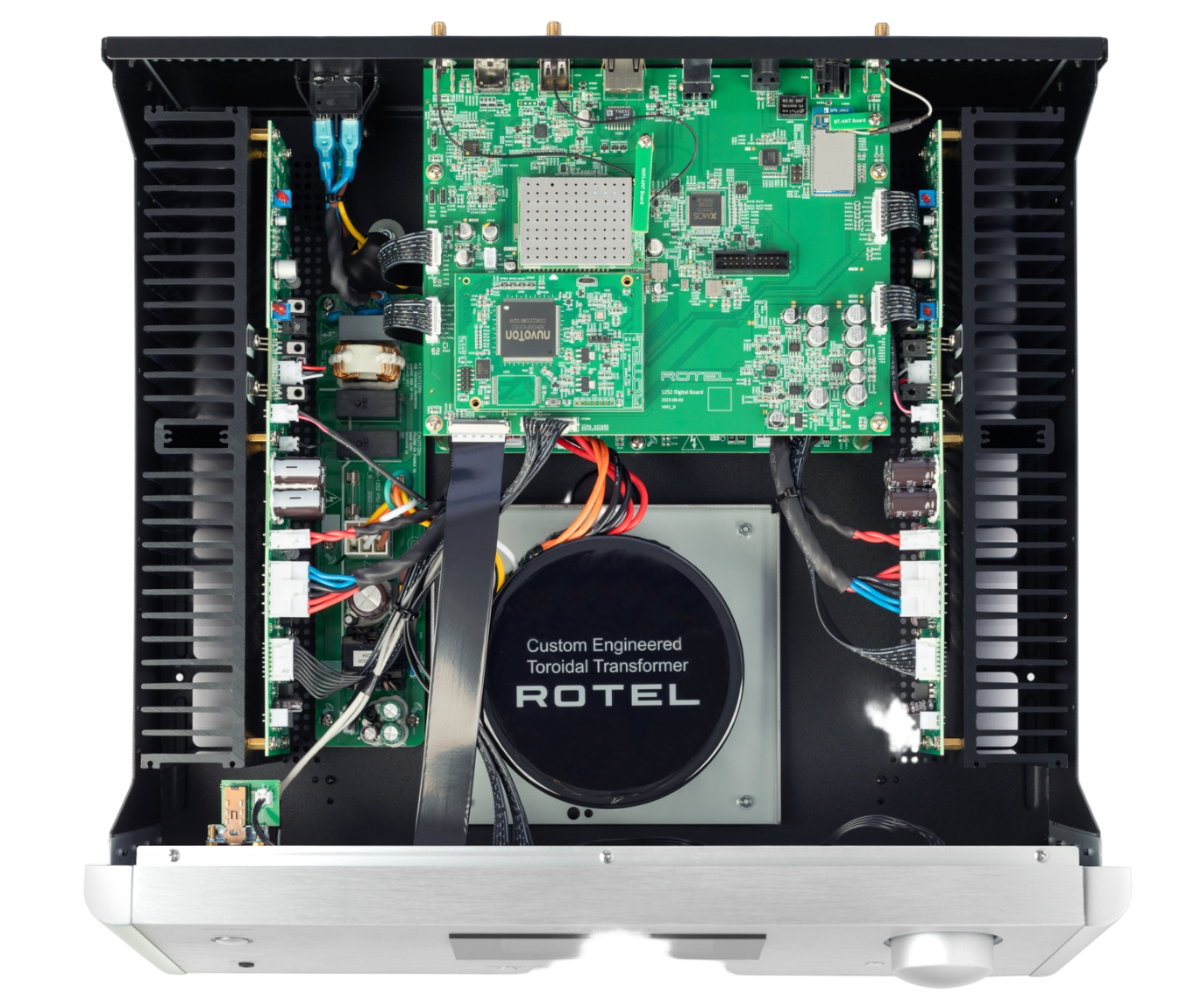 Rotel RAS-5000 Amplified Streamer inside