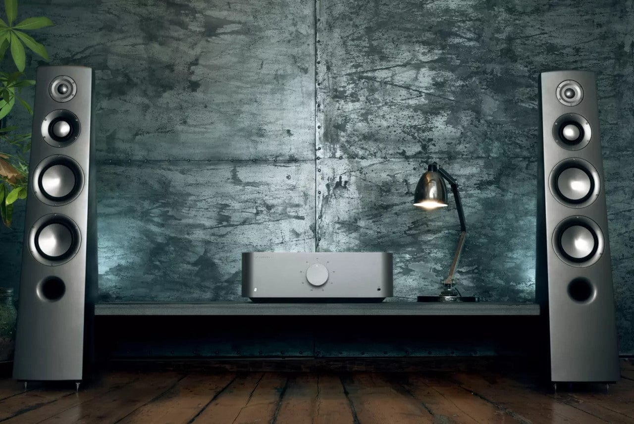 Cambridge Audio Edge A Integrated Amplifier. In room setup