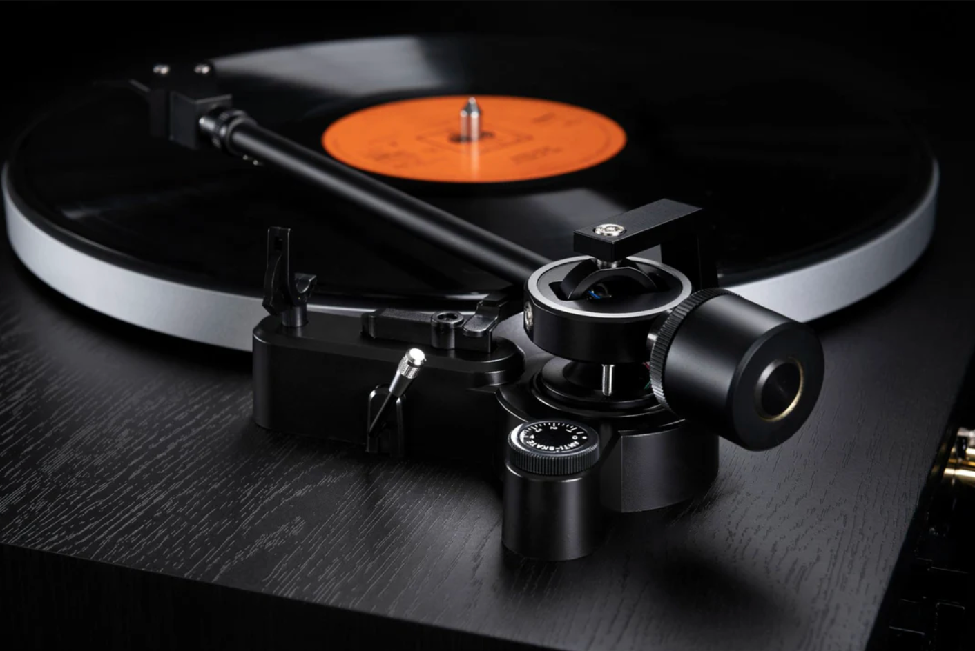 Dual CS-518 Manual Turntable in Blackwood, twin gimbal tonearm