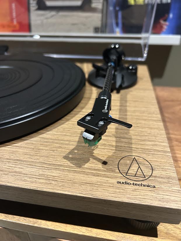 The Tuk In Turntable Pack