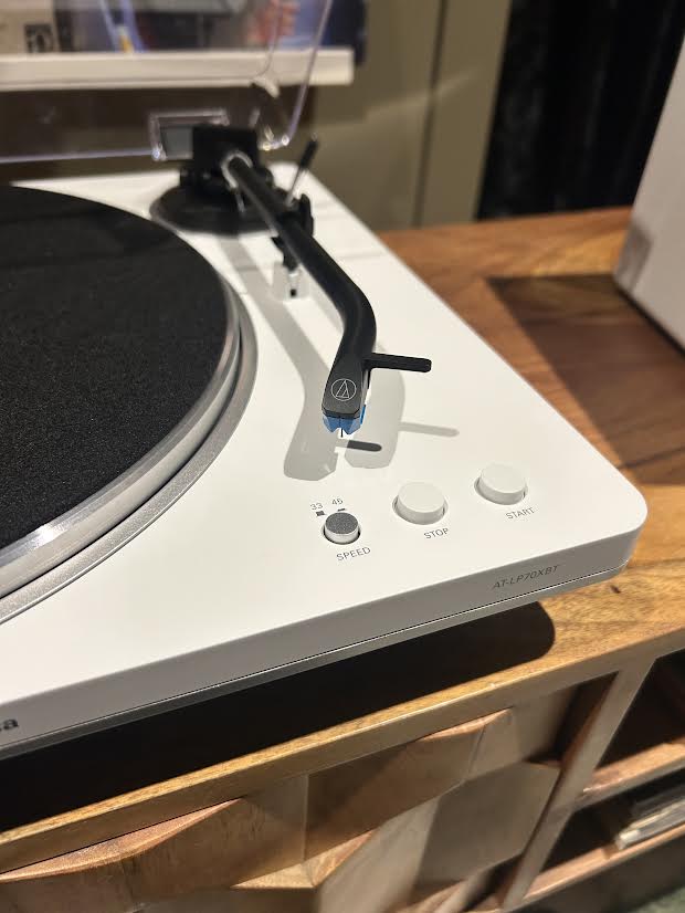 The LP Seventies Turntable Pack