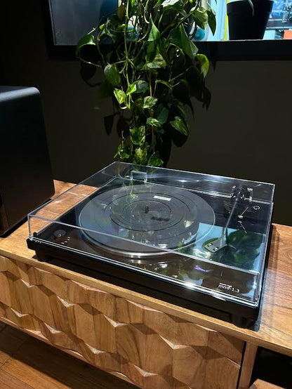 The Gloss Black Turntable Pack