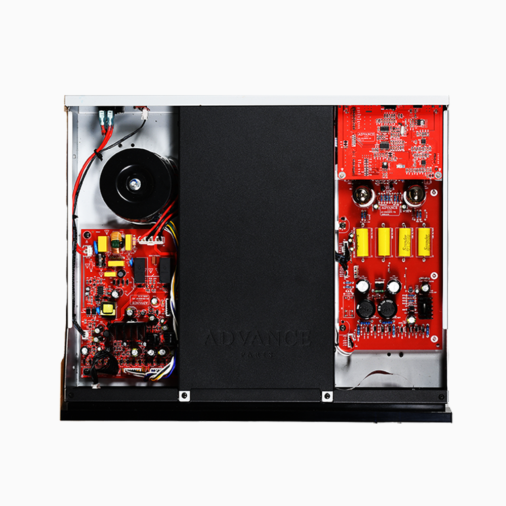 The Advance Paris X-CD1000 EVO CD Player is the epitome of audio refinement and precision, seamlessly delivering the purest, music reproduction. Internal circuitry Image