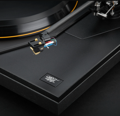 Mobile Fidelity (MoFi Electronics) MasterDeck Turntable, image shows pre-fitted UltraGold MC cartridge 
