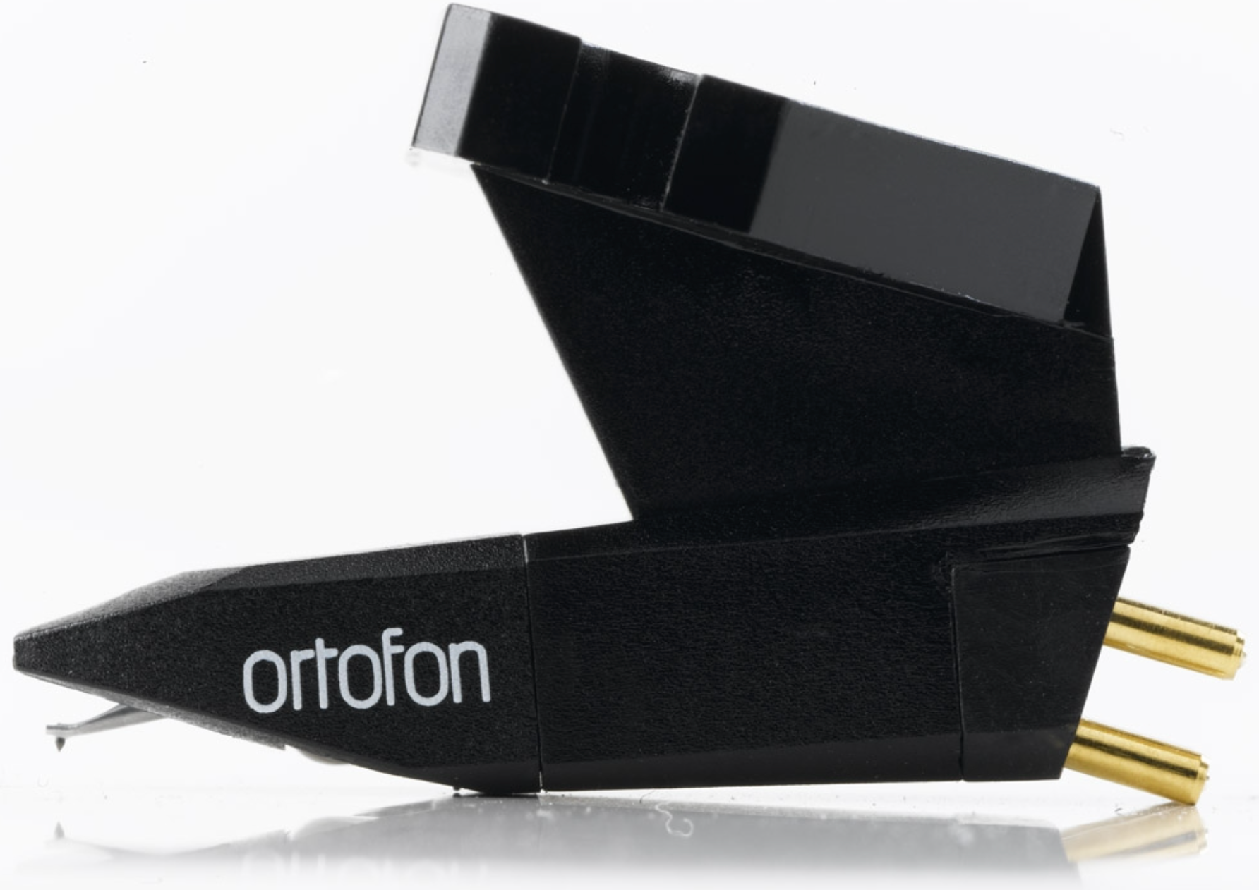 Ortofon Hi-Fi OM 5 E Moving Magnet Cartridge. Left side image