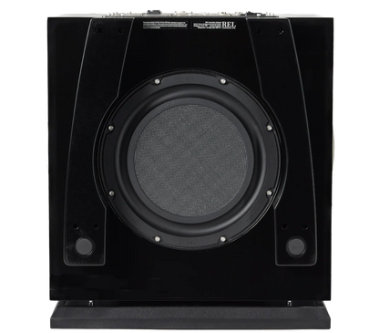 REL S/850 Subwoofer in black, underneath