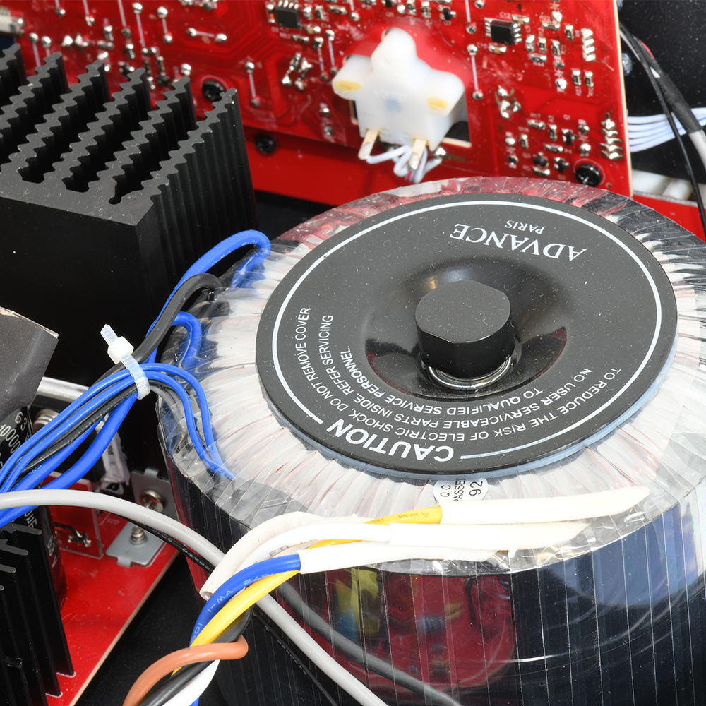 The Advance Paris PlayStream A7 is a connected integrated amplifier. With a power of 2x115W/8Ω in class AB, the A7 has been designed with the ultimate goal of satisfying the demanding audiophile. Its sound reproduction is uncompromising, compatible with all new high definition sources. Internal Image