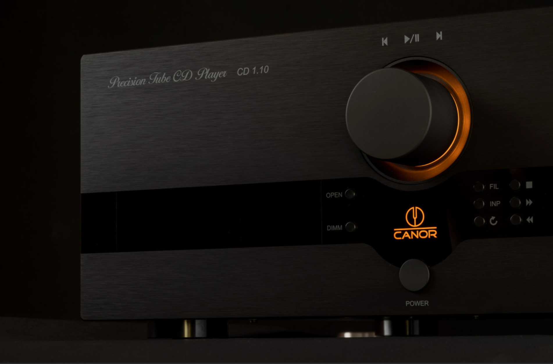 Canor CD 1.10 Tube CD Player / DAC closeup