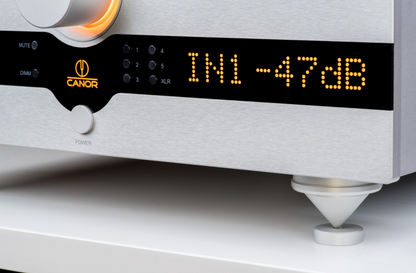 Canor AI 1.20 Integrated Solid-State Amplifier in Silver, feet