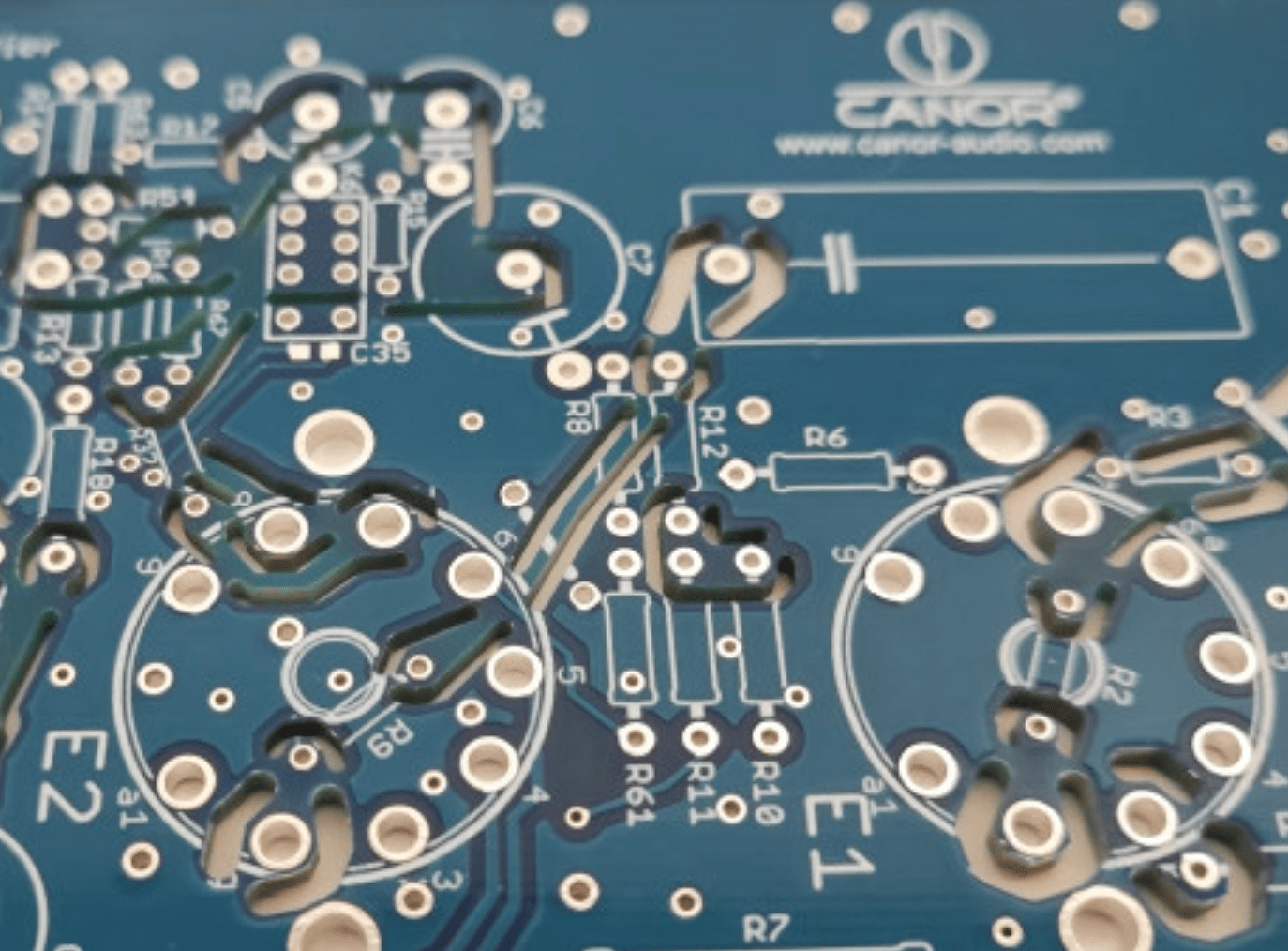 Canor Virtus I2 Integrated Tube Amplifier, CMT Technology image of chip