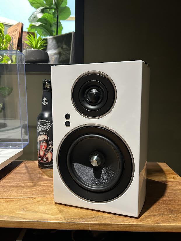 The Jamo Jammer Turntable Pack