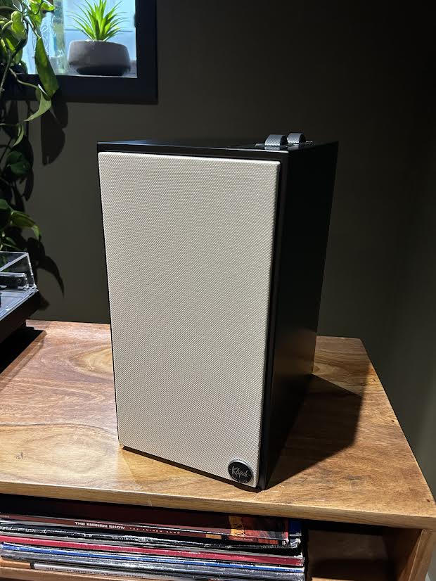 The Klipschnics Turntable Pack