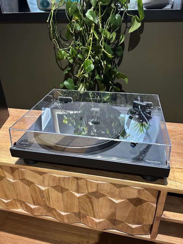 The Klipschnics Turntable Pack