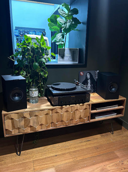 The Roku Star Turntable Pack