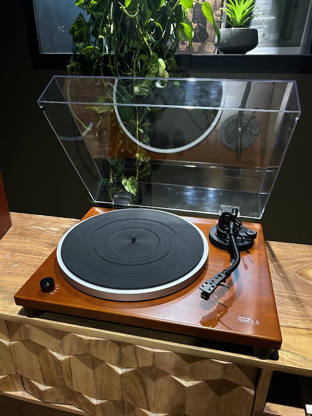 The Very Cherry Turntable Pack