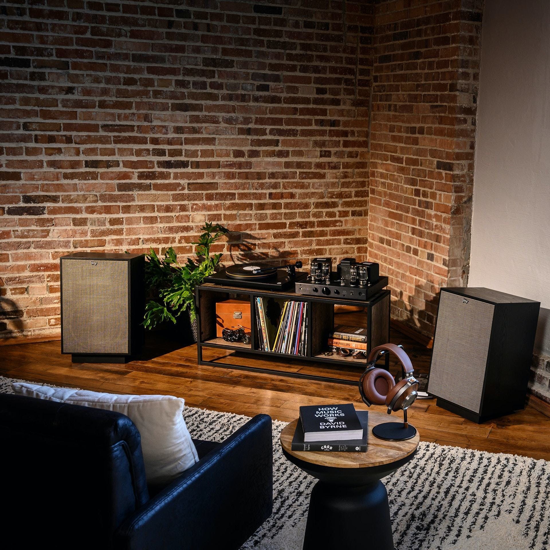 Klipsch Floorstanding Speakers Klipsch Heresy IV Floorstanding Speakers