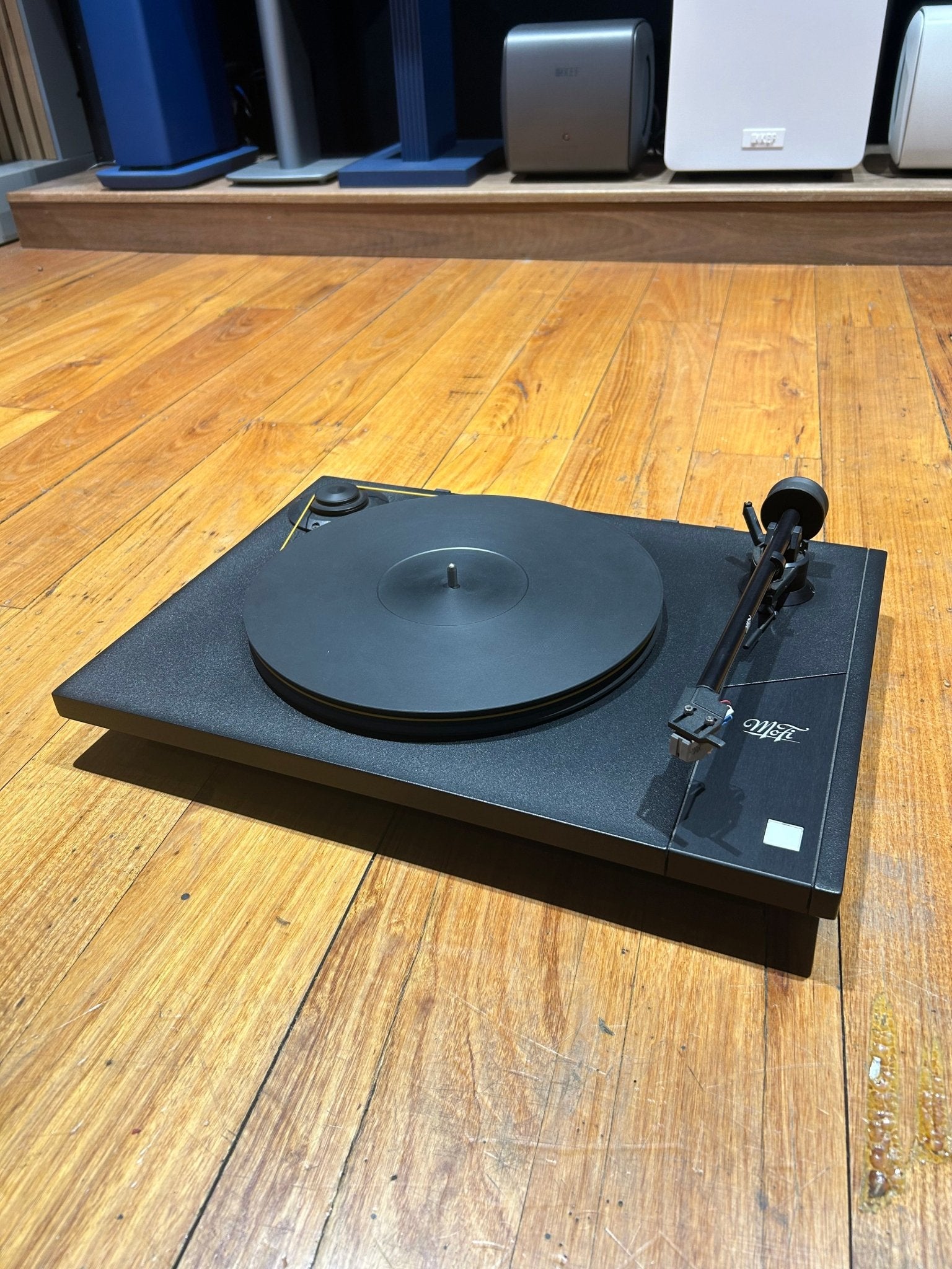 Mobile Fidelity Studiodeck Foundation Turntable Ex - Display (No Cartridge)TurntablesMobile Fidelity ElectronicsVinyl Revival