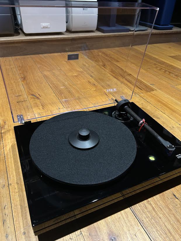 Music Hall MMF 5.3 TurntableTurntablesMusic HallVinyl Revival