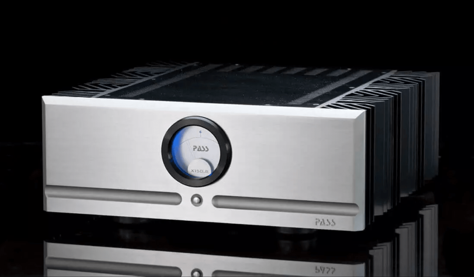 Pass Labs X150.8 Power Amplifier, hero image