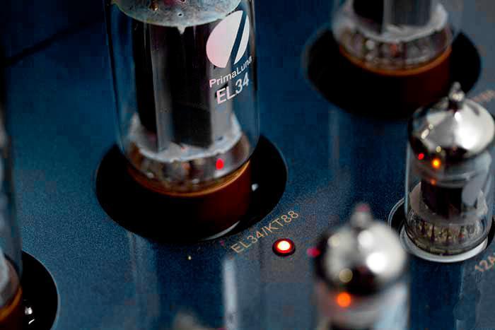 PrimaLuna Integrated Amplifiers PrimaLuna EVO 300 Tube Integrated Amplifier