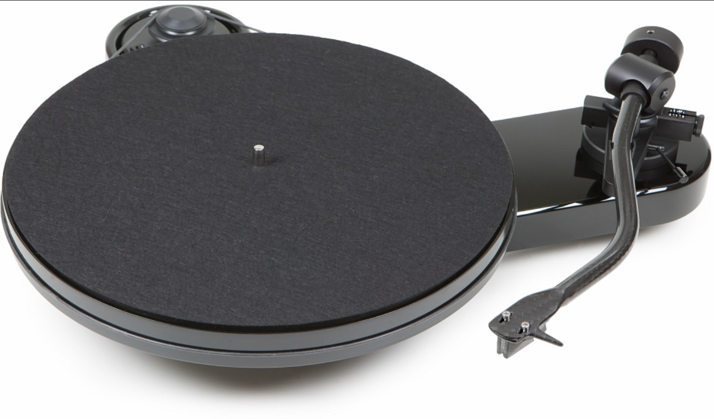 ProJect RPM 3 Carbon Turntable with Ortofon 2M Silver Cartridge in Piano Black