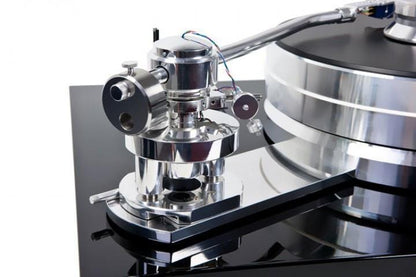 ProJect Signature 10 Turntable with Ortofon Cadenza Black Cartridge, back of counterbalance