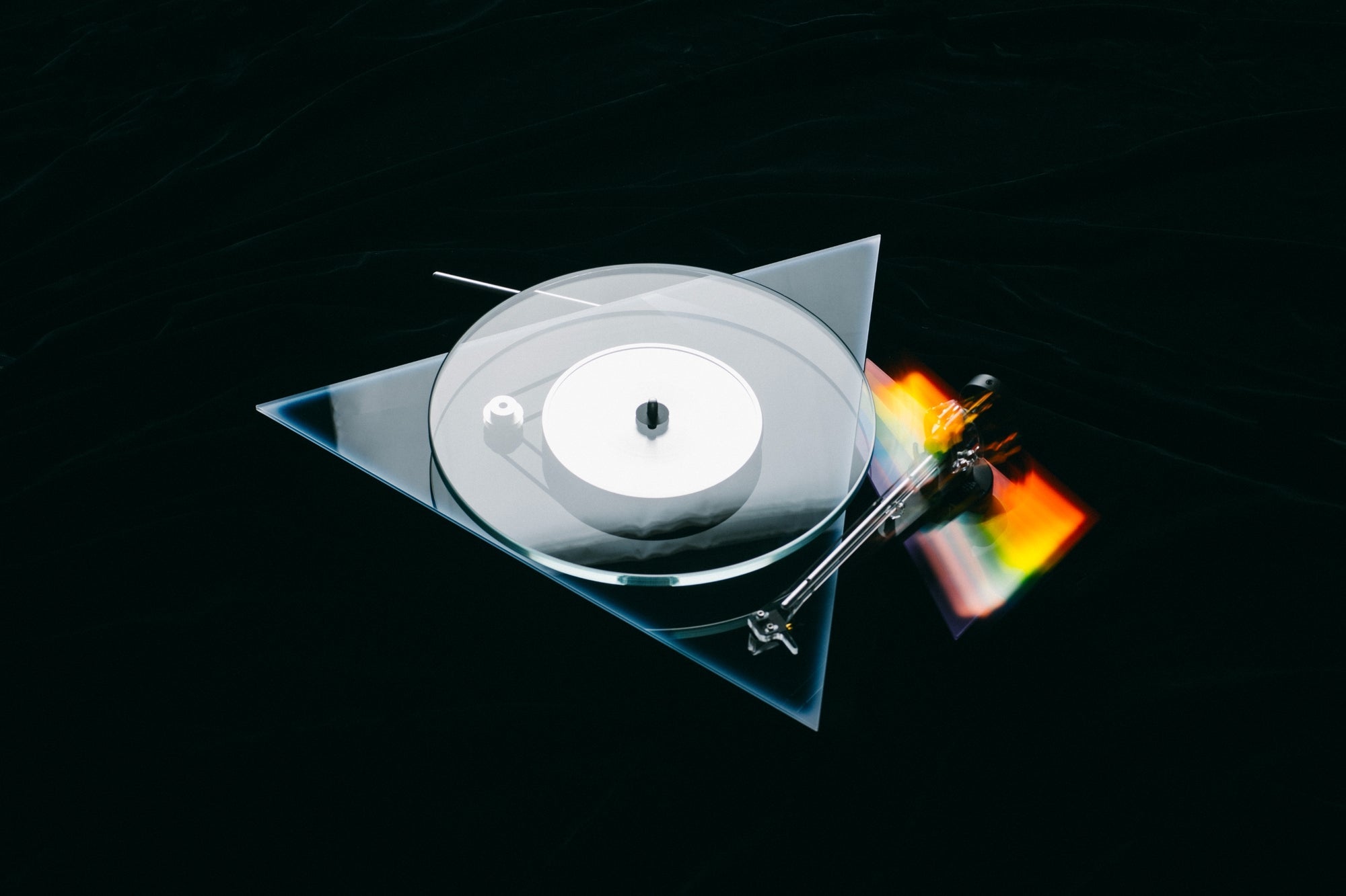 ProJect Dark Side Of The Moon TurntableTurntablesProJect Audio SystemsVinyl Revival