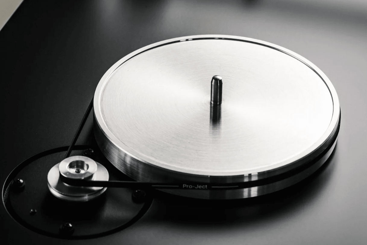 ProJect Debut Reference 10 Turntable with Pick it PRO B Cartridge, sub platter
