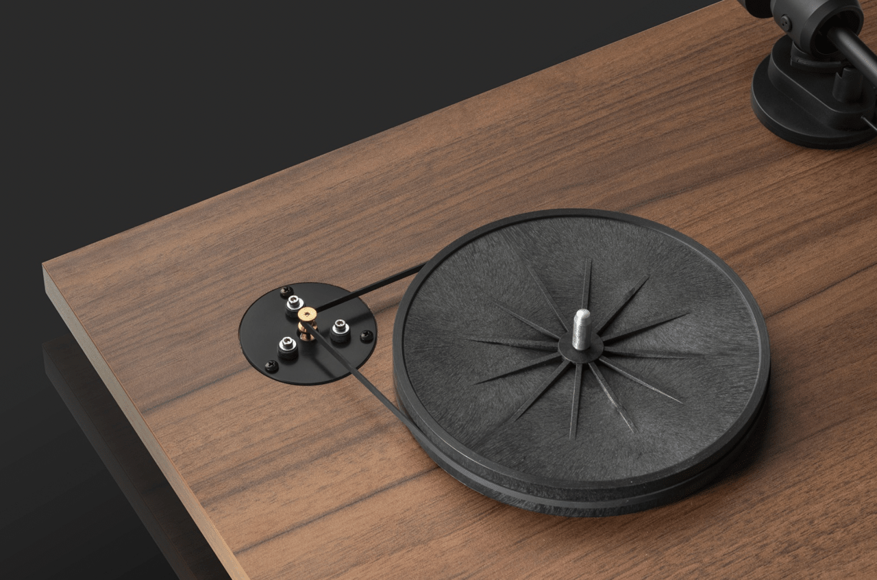 ProJect E1 Phono Turntable With Pick It MM E Cartridge in Walnut, belt drive shown