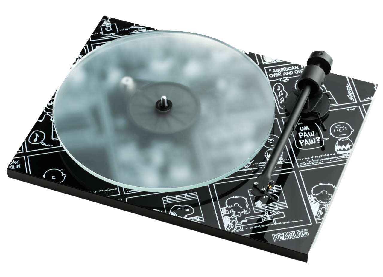 ProJect Peanuts Turntable with Ortofon OM 10 Cartridge, angled and platter shown
