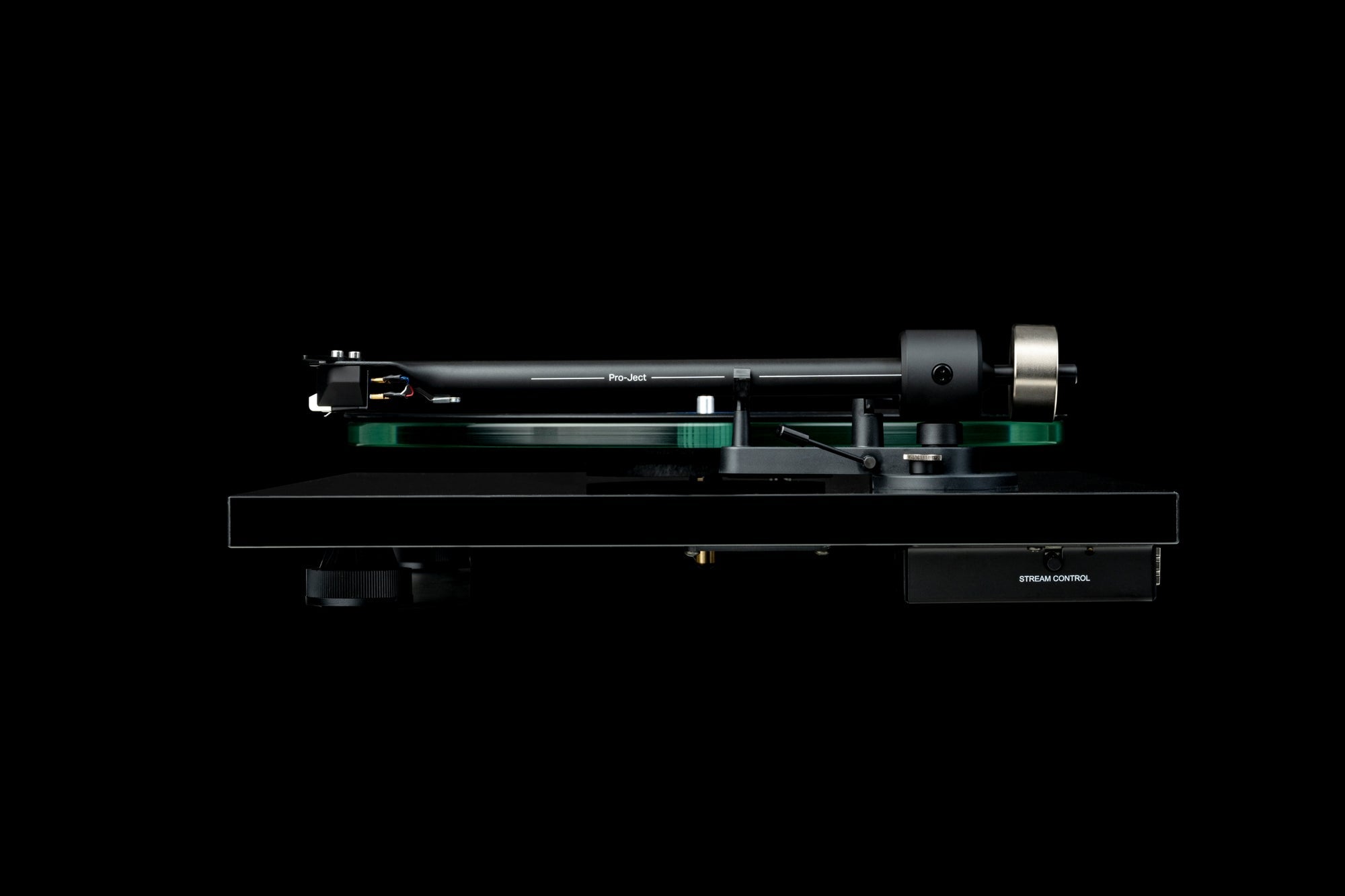 ProJect T2 W Streaming Turntable with Ortofon 2M Red CartridgeTurntablesProJect Audio SystemsVinyl Revival