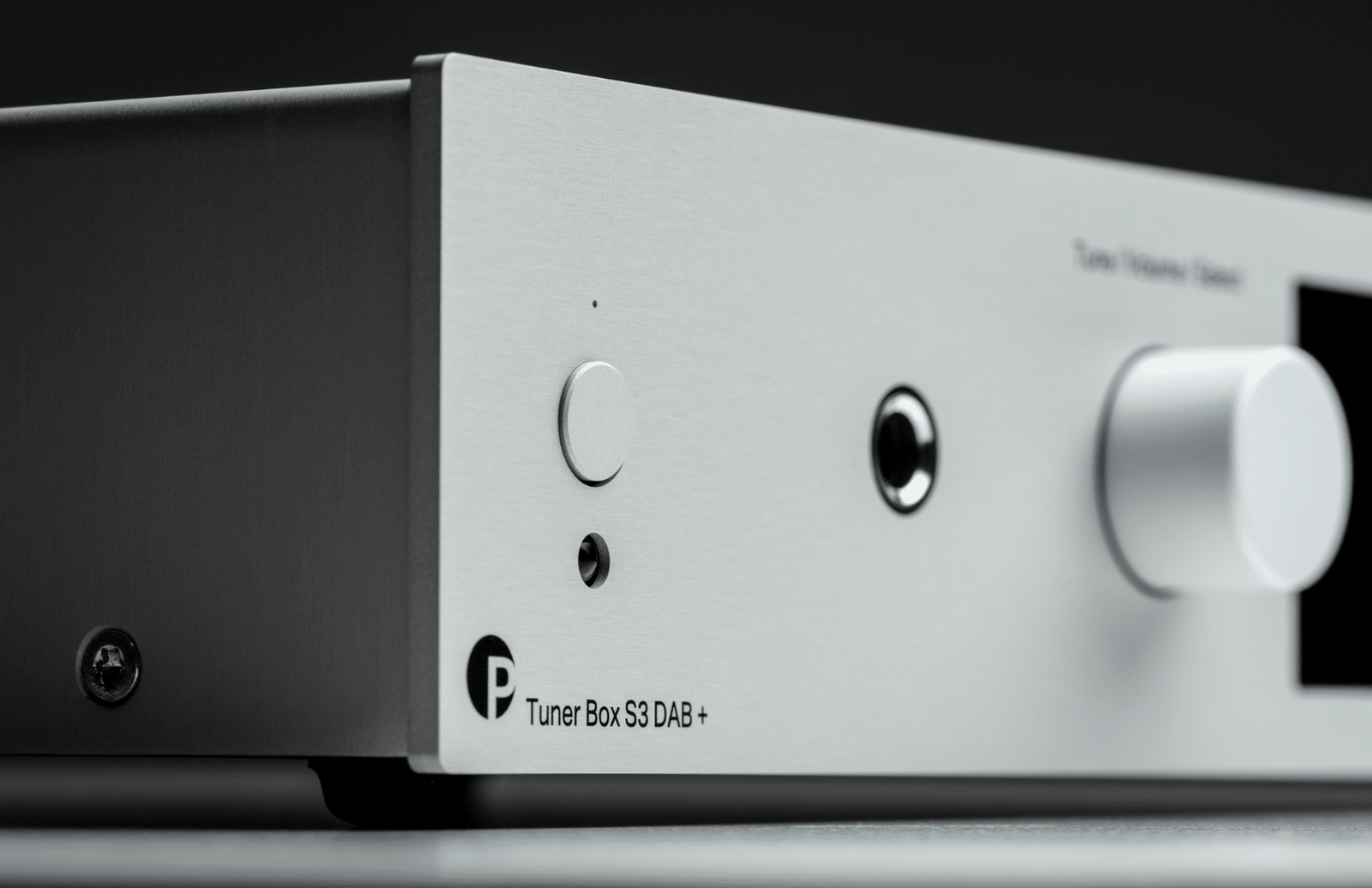 ProJect Tuner Box S3 DAB+ FM Tuner with Internet Radio in Silver, closeup