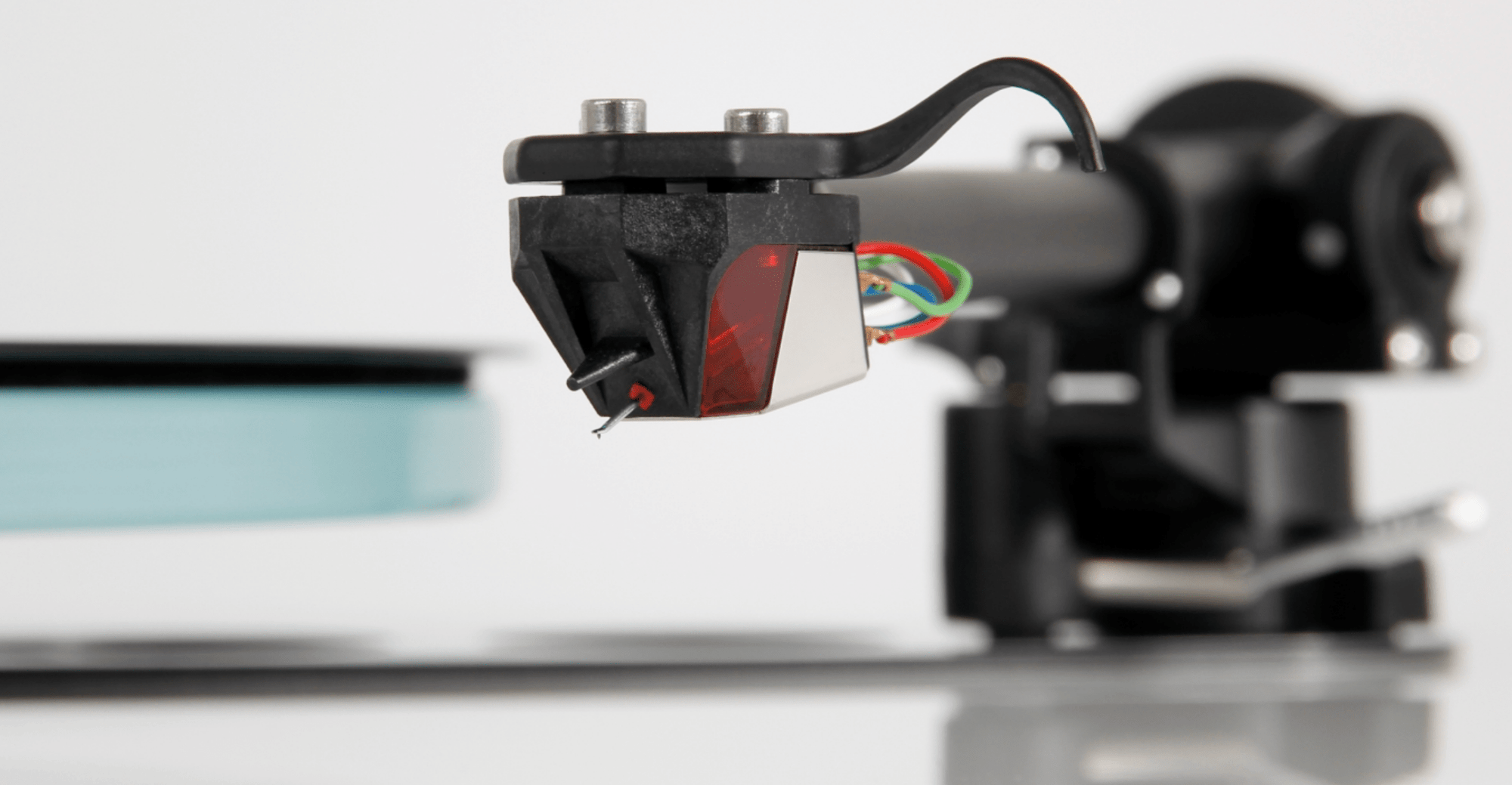 Rega Nd 3 Neodymium MM Cartridge, mounted, front and side image