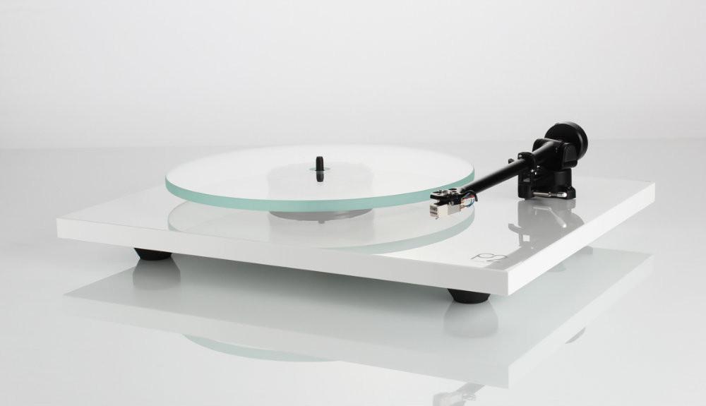 Rega Turntables Rega Planar 2 Turntable - Gloss White