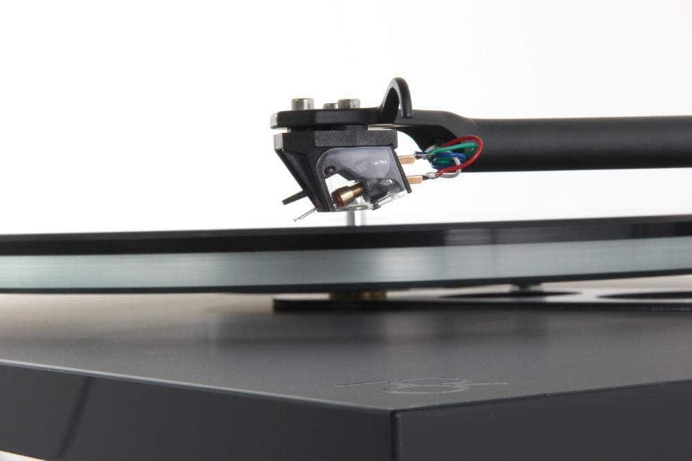 Rega Turntables Rega Planar 6 Turntable with Exact Cartridge