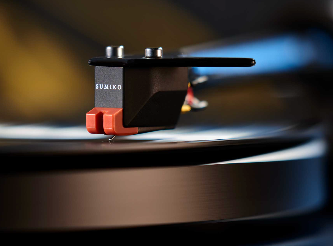 Sumiko RS-MST Moonstone Stylus mounted on Sumiko Moonstone Cartridge, in use