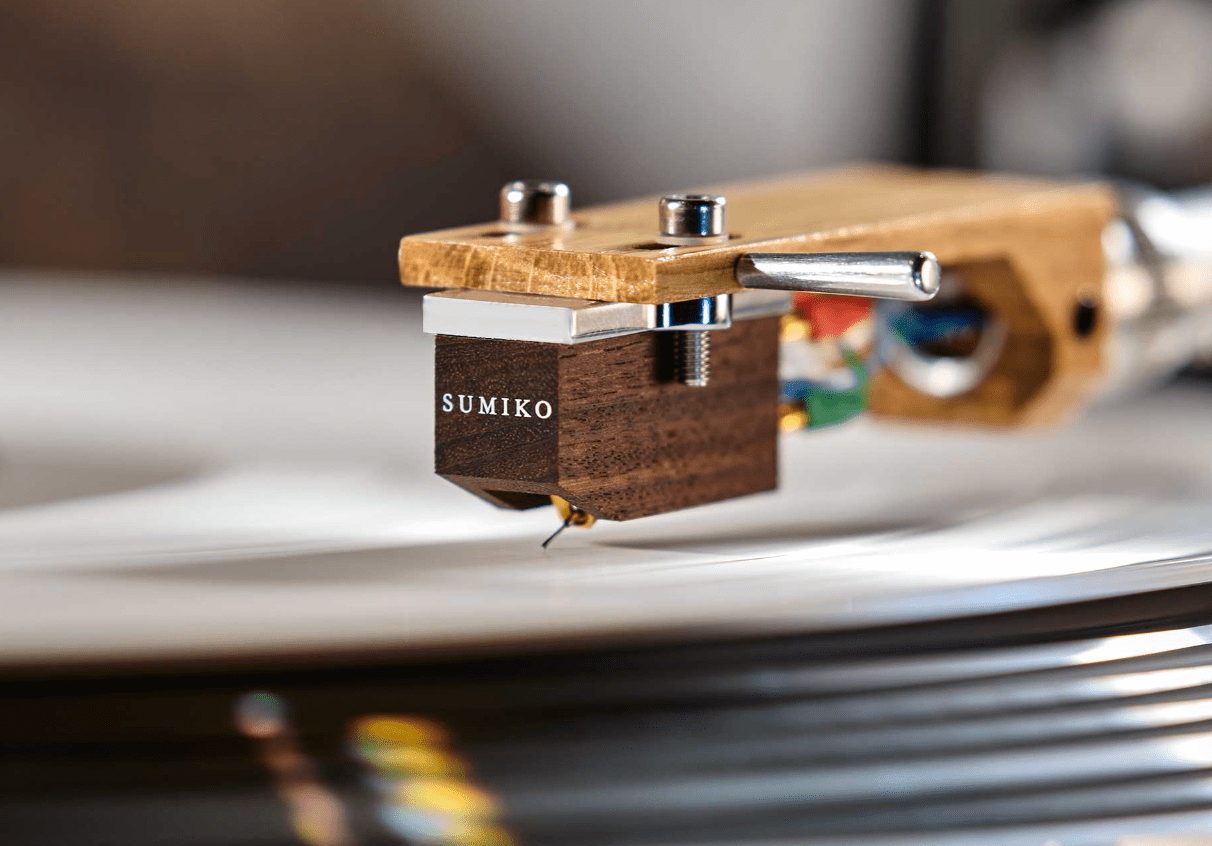 Sumiko Palo Santos Presentation Low Output MC Cartridge, in use