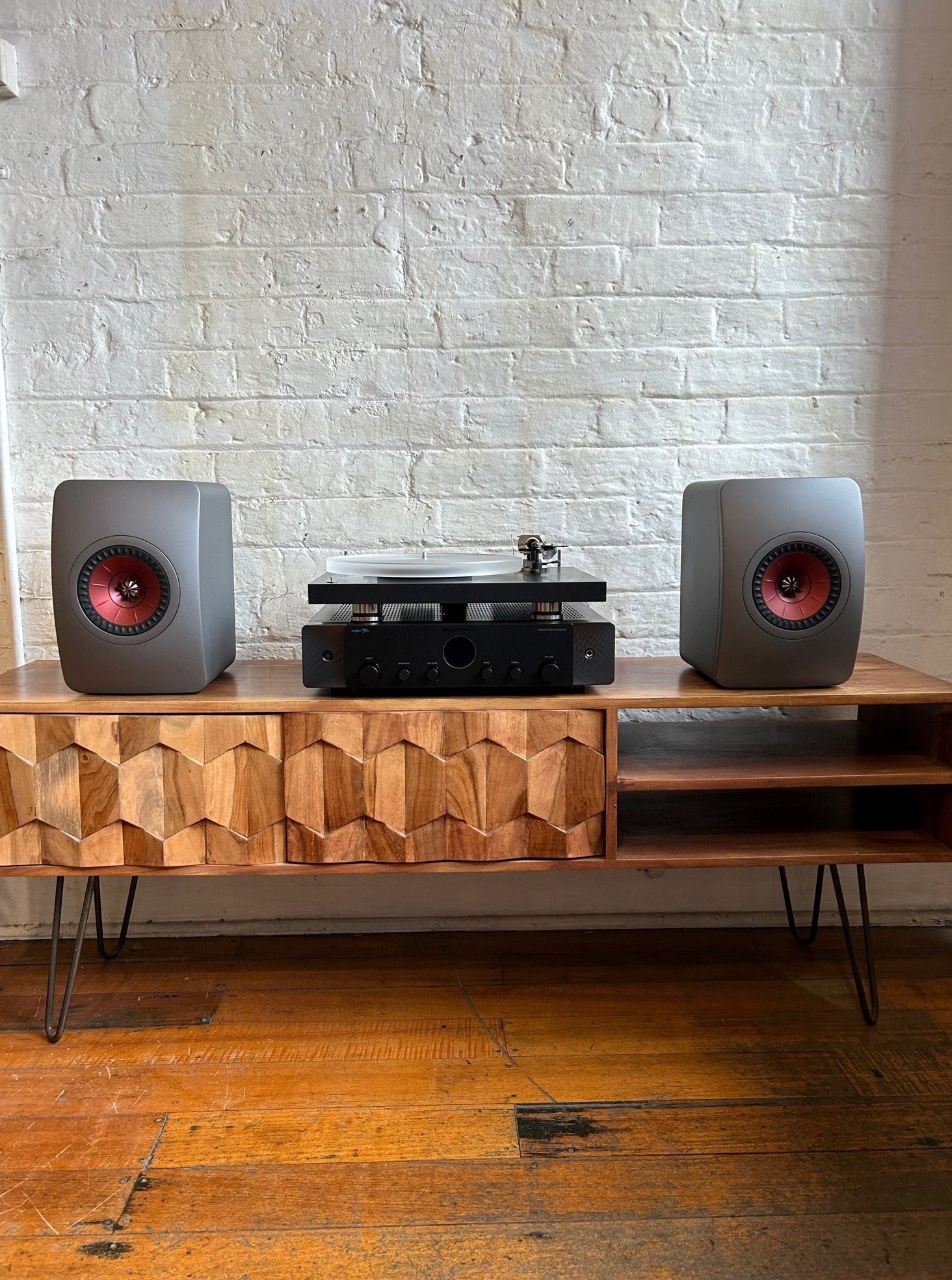 The Meta Music Turntable PackAudio BundlesComboVinyl Revival