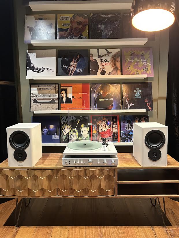 The Mission Impossible 2 Turntable PackAudio BundlesComboVinyl Revival