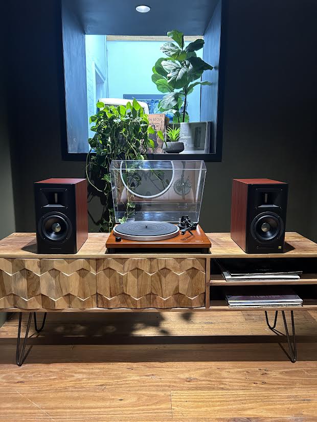 The Very Cherry Turntable PackAudio BundlesComboVinyl Revival
