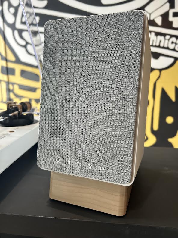 The White Rabbit Turntable PackAudio BundlesComboVinyl Revival